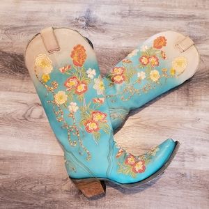 Turquoise Floral Embroidery Cowgirl Boots